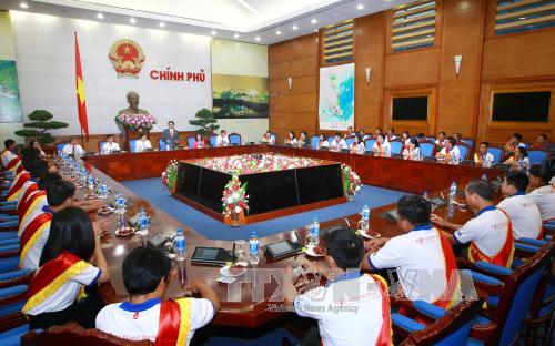 ຫລາຍການເຄື່ອນໄຫວເຊີດຊູຜູ້ບໍລິຈາກເລືອດດີເດັ່ນຫວຽດນາມປີ2016